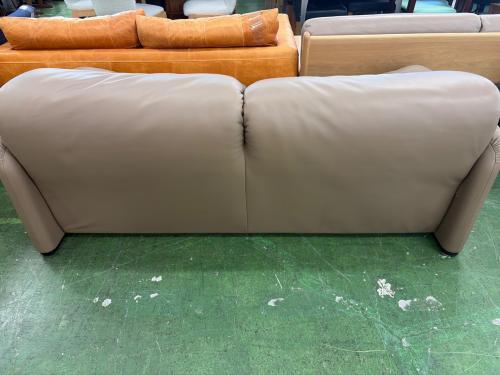 CASSINA (カッシーナ) 2.5人掛けソファ ブラウン MARALUNGA