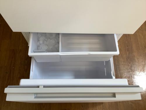 Panasonic (パナソニック) 3ドア冷蔵庫 NR-C33ES1-W 2025年製 自動製氷機能付き 326L