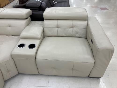 IDC大塚家具 (アイディーシーオオツカカグ) 電動リクライニングコーナーソファー アイボリー L/S Motion 39N