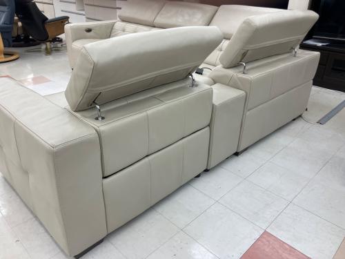 IDC大塚家具 (アイディーシーオオツカカグ) 電動リクライニングコーナーソファー アイボリー L/S Motion 39N