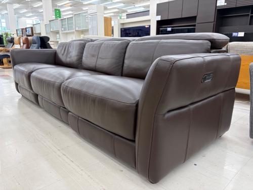 IDC大塚家具 (アイディーシーオオツカカグ) 3人掛け電動リクライニングソファー ブラウン L/S relax-56