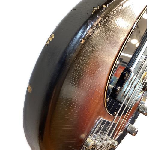 Musicman (ミュージックマン) StingRay Bass 1976年製 純正プリアンプ