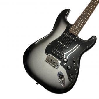Squier Stratocaster SSH