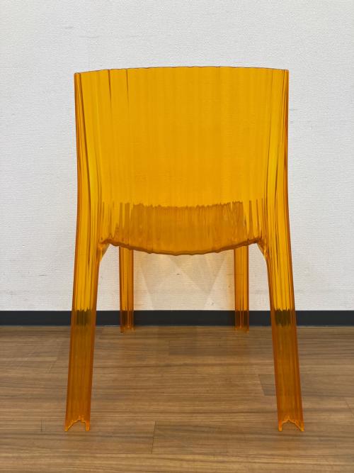 Kartell (カルテル) ダイニングチェアー FRILLY