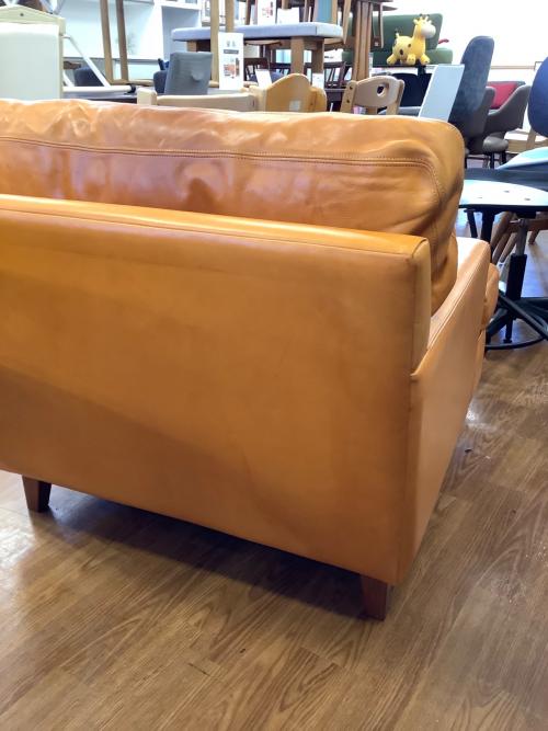 PACIFIC FURNITURE SERVICE (パシフィックファニチャーサービス) 1人掛けソファー キャメル