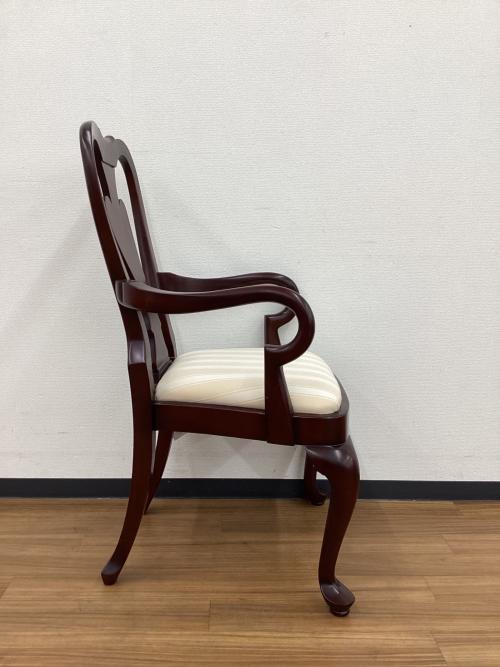 IDC大塚家具 (アイディーシーオオツカカグ) ダイニングチェアー QUEEN ANNE 3 ARM CHAIR(M)