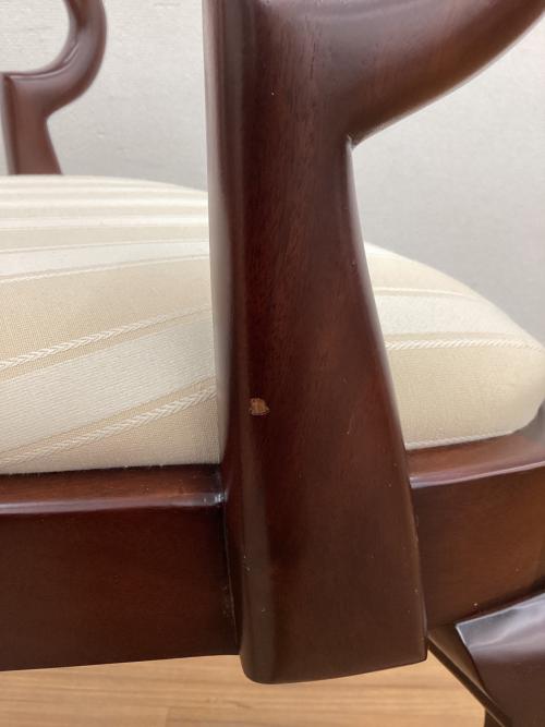 IDC大塚家具 (アイディーシーオオツカカグ) ダイニングチェアー QUEEN ANNE 3 ARM CHAIR(M)