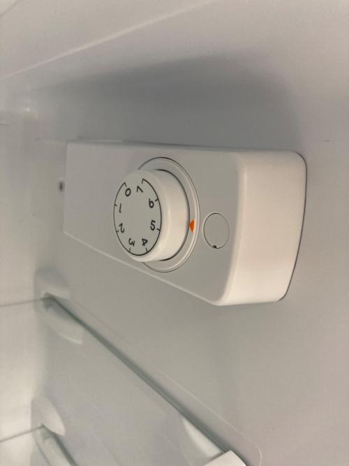 Hisense (ハイセンス) 2ドア冷蔵庫 HR-B12E4W 2025年製 124L
