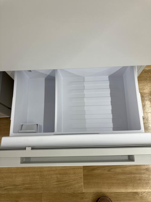 Panasonic (パナソニック) 3ドア冷蔵庫 NR-C33ES2-W 2025年製 326L
