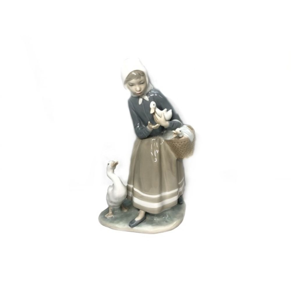 LLADRO フィギュリン LLADRO『少女とアヒル 』｜トレファクONLINE