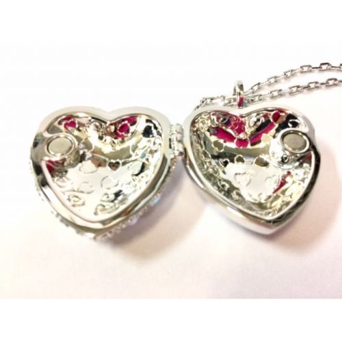 SWAROVSKI (スワロフスキー) ネックレス