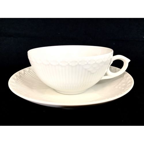 ROYAL COPENHAGEN (ロイヤル・コペンハーゲン) カップ&ソーサー