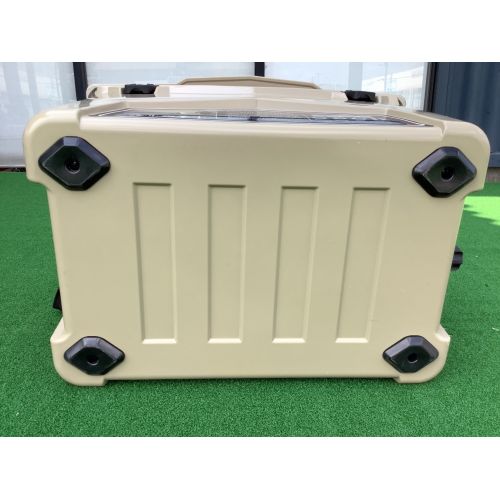 ICELAND COOLER (アイスランドクーラー) クーラーボックス 35QT(33.1L