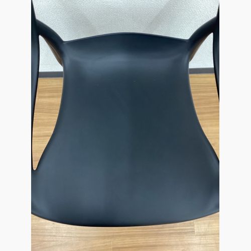 Kartell (カルテル) ダイニングチェアー ブラック  SFCH-K5865-09 （BLK） ポリプロピレン MASTERS デザイナー：Philippe Starck