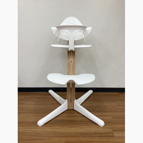 STOKKE (ストッケ) ベビーチェア ホワイト  オーク材 nomi Peter Opsvik