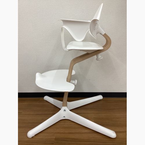 STOKKE (ストッケ) ベビーチェア ホワイト  オーク材 nomi Peter Opsvik