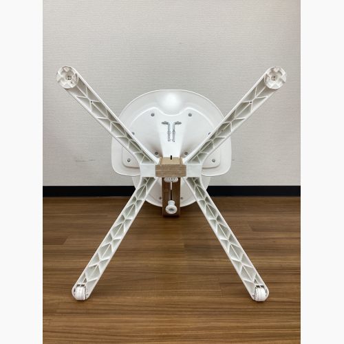 STOKKE (ストッケ) ベビーチェア ホワイト  オーク材 nomi Peter Opsvik