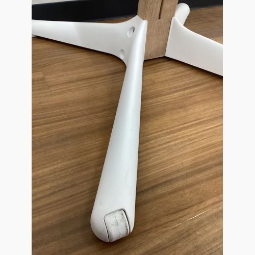 STOKKE (ストッケ) ベビーチェア ホワイト  オーク材 nomi Peter Opsvik