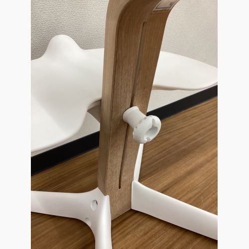 STOKKE (ストッケ) ベビーチェア ホワイト  オーク材 nomi Peter Opsvik