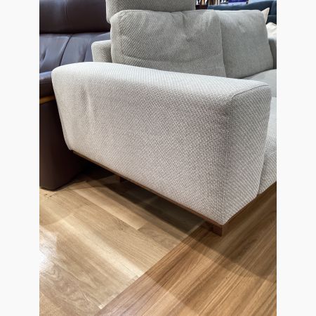 karimoku (カリモク) 2人掛けソファー グレー ヘッドレスト付 UU22