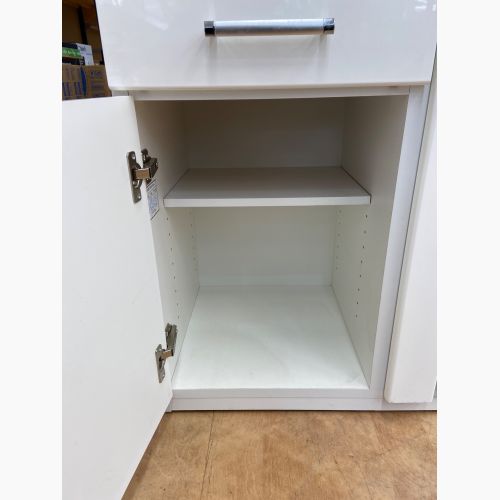 ニトリ キッチンカウンター ホワイト ヨゴレ有 2枚扉
