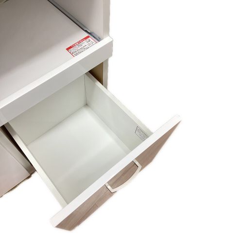 ニトリ キッチンカウンター ホワイト