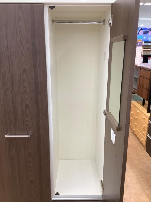 マルミツ ワードローブ ブラウン×ホワイト バックボートド割れ有