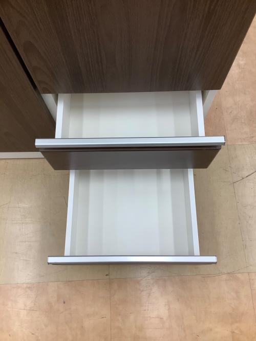 マルミツ ワードローブ ブラウン×ホワイト バックボートド割れ有