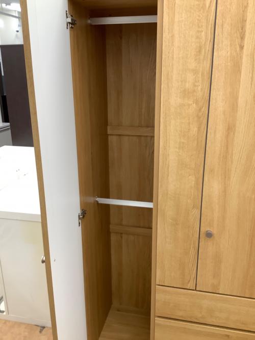 ニトリ ミラー扉ワードローブ ナチュラル クエス