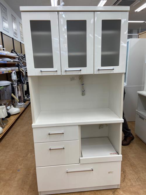 ニトリ レンジボード ホワイト 3枚扉