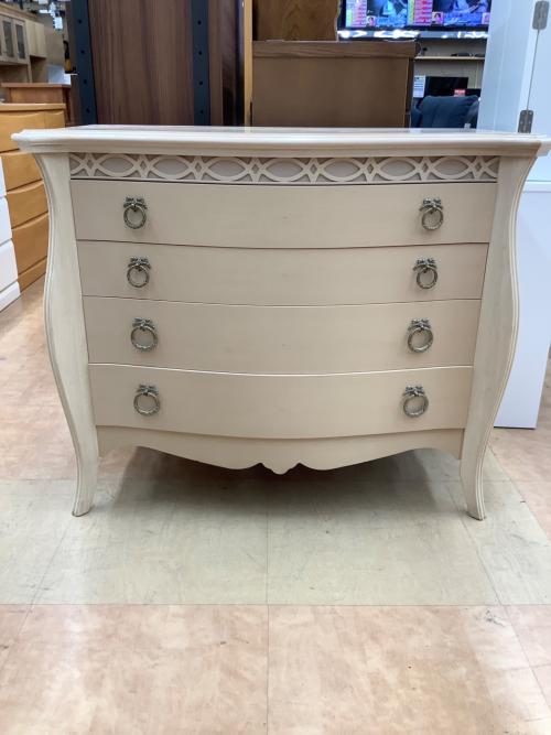 LYNN HOLLYN (リンホーリン) 4段チェスト アイボリー