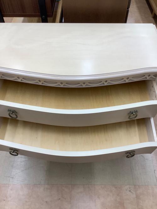 LYNN HOLLYN (リンホーリン) 4段チェスト アイボリー