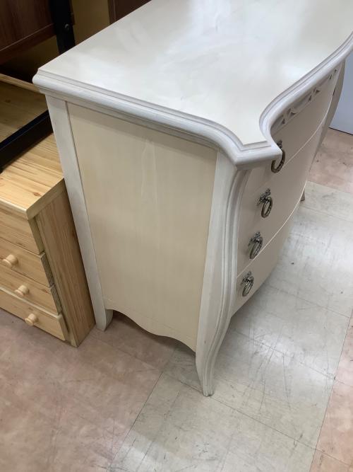 LYNN HOLLYN (リンホーリン) 4段チェスト アイボリー