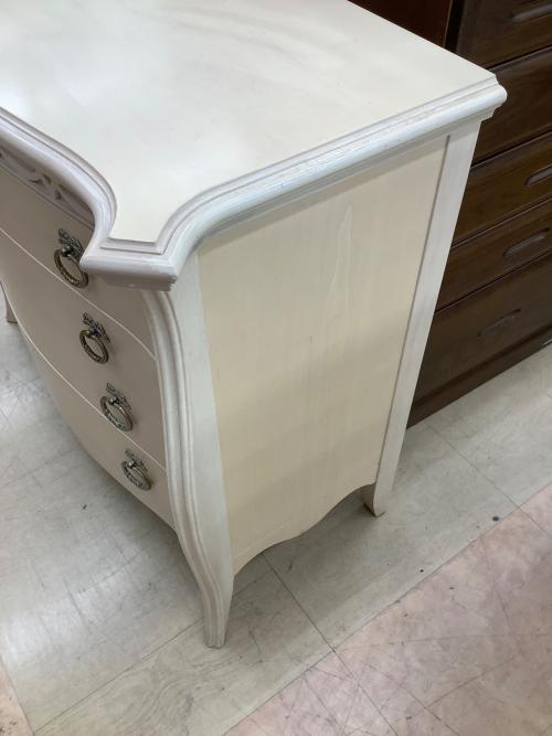 LYNN HOLLYN (リンホーリン) 4段チェスト アイボリー