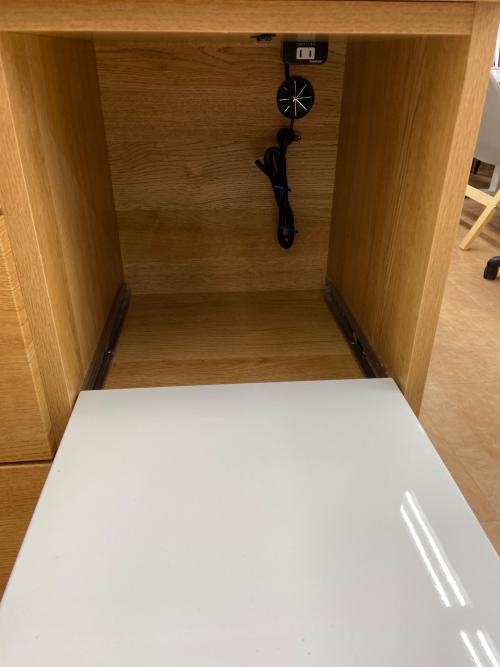 ニトリ レンジボード ナチュラル 3枚扉 エトナ