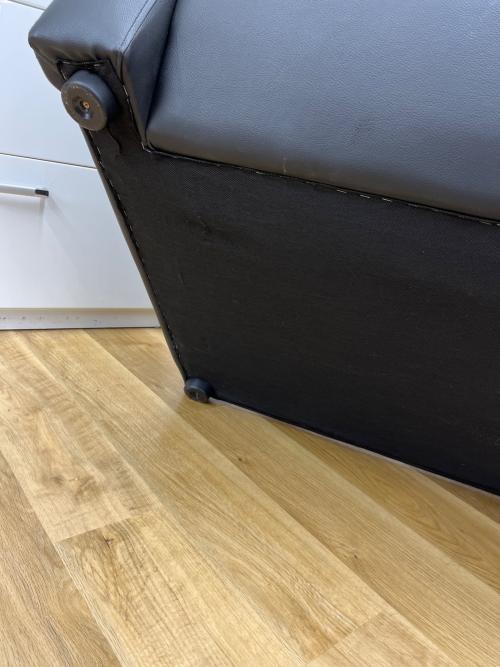 ニトリ 2人掛けソファー ブラック 半革