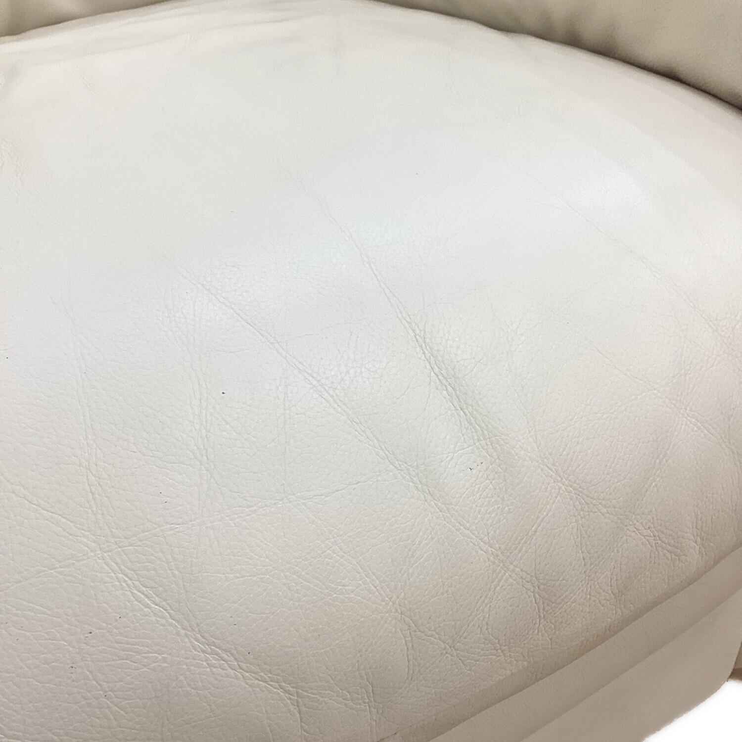 大塚家具(IDC) (オオツカカグ) 1人掛けソファー アイボリー 半革