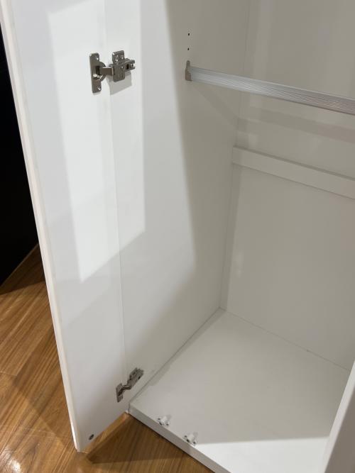 ニトリ ワードローブ ホワイト クエス