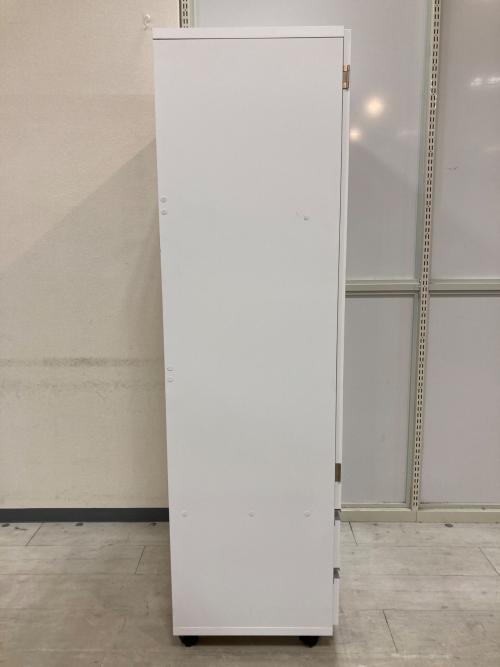 ワードローブ ホワイト キャスター付