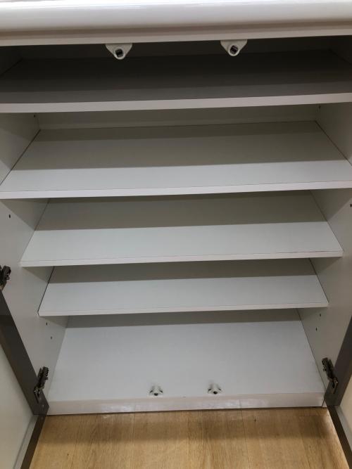 ニトリ キッチンカウンター ホワイト×ベージュ 2枚扉