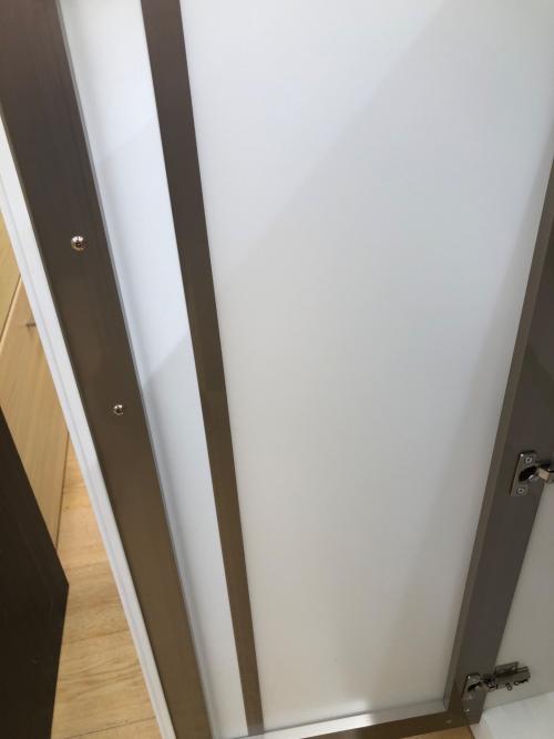 ニトリ キッチンカウンター ホワイト×ベージュ 2枚扉