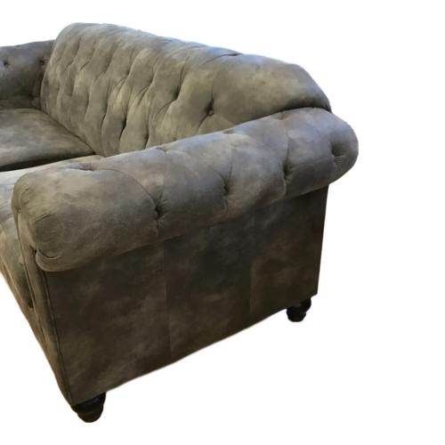 ASHLEY Furniture (アシュレイファニチャー) 3人掛けソファー チェスターフィールド グレー