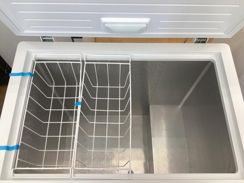 Haier (ハイアール) 上開き式冷凍庫 JF-HSC20A(W) 200L