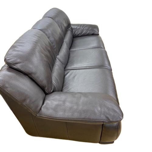 IDC大塚家具 (アイディーシーオオツカカグ) 3人掛けソファー ダークブラウン オースチオン