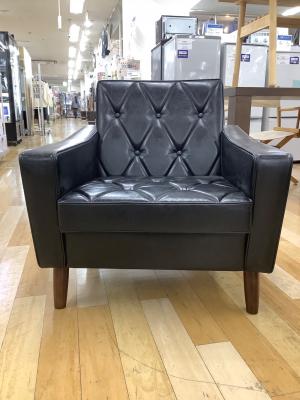 カリモク60 (カリモクロクマル) ロビーチェア ブラック