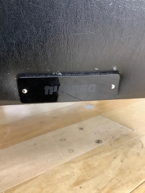 カリモク60 (カリモクロクマル) ロビーチェア ブラック