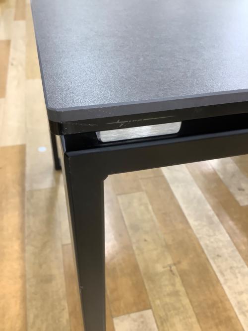 ニトリ セラミック天板テーブル 輪じみ グレー×ブラック