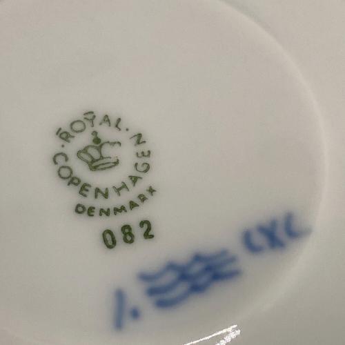 ROYAL COPENHAGEN (ロイヤル・コペンハーゲン) ティーカップ&ソーサー ブルーフルーテッド・フルレース