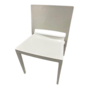 Kartell (カルテル) アームレスチェアー ホワイト LIZZ MAT