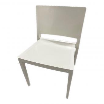 Kartell (カルテル) アームレスチェアー ホワイト LIZZ MAT